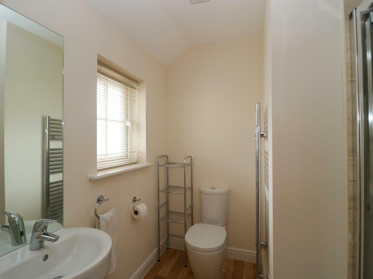 House Martins Villa Devizes Exterior photo