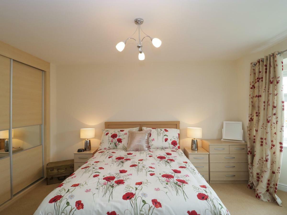 House Martins Villa Devizes Exterior photo