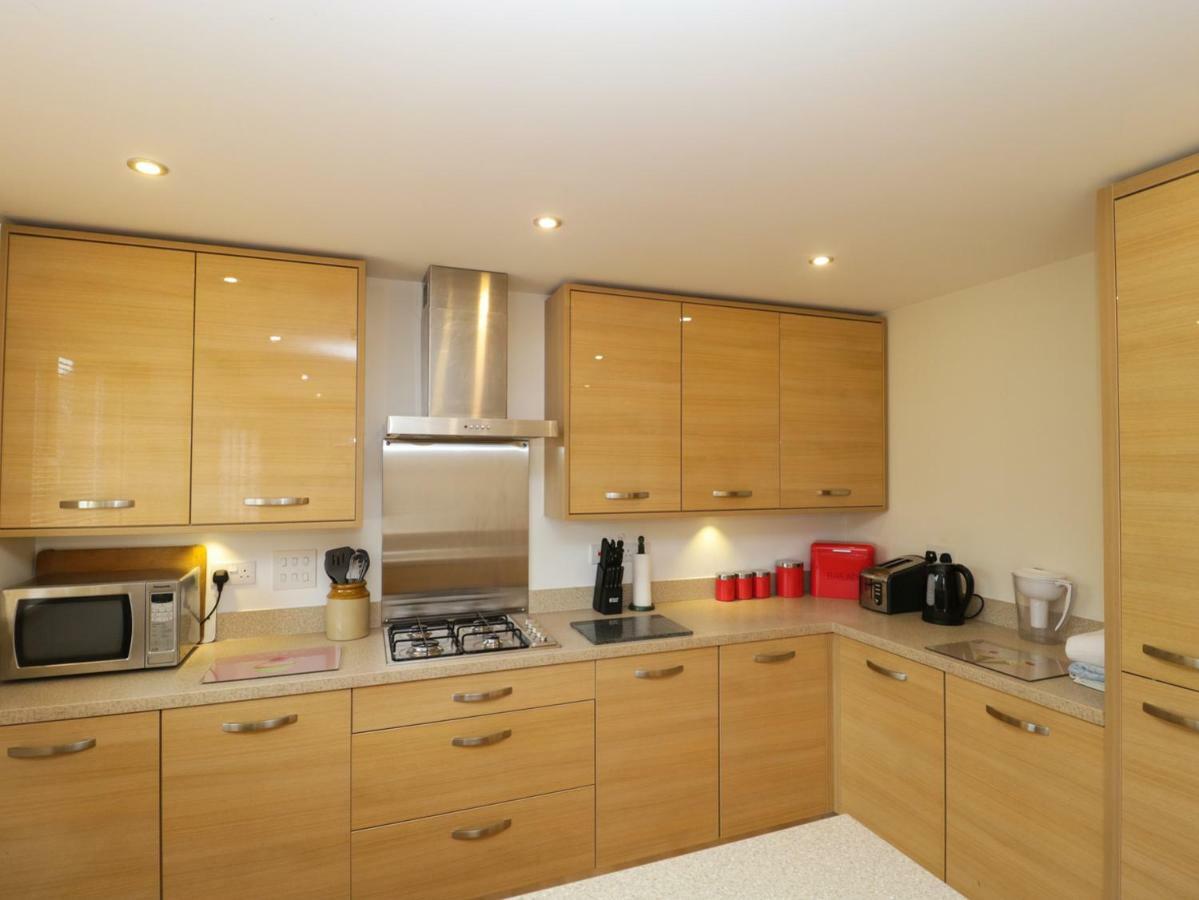 House Martins Villa Devizes Exterior photo